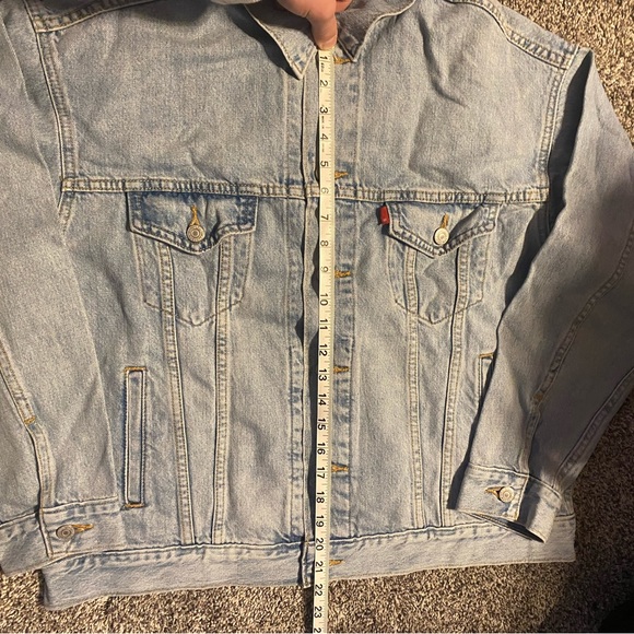 Levi’s oversized trucker denim jacket - Picture 6 of 9